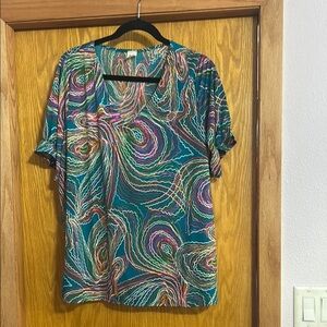 Sew In Love Green and Purple Graphic Short Sleeve Blouse